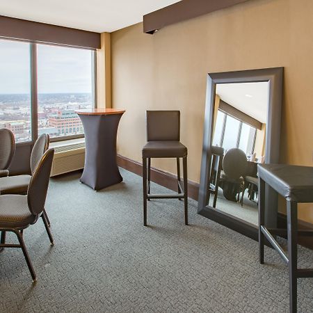 Crowne Plaza Kansas City Downtown By Ihg Exterior foto